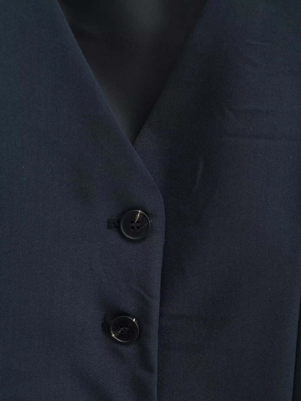 TRAFZA Casual Office Lady Blazer Women Solid V Neck Pockets Sleeveless Single Breasted Long Jacket Fashion 2024 Spring Coats